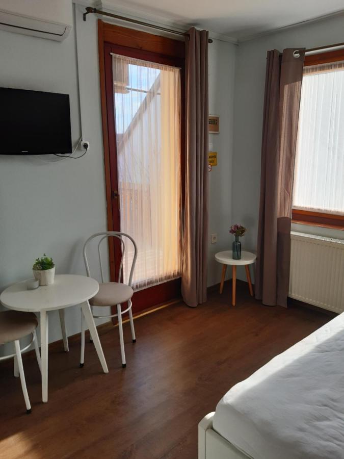 Nora Apartman Gyula Exterior photo