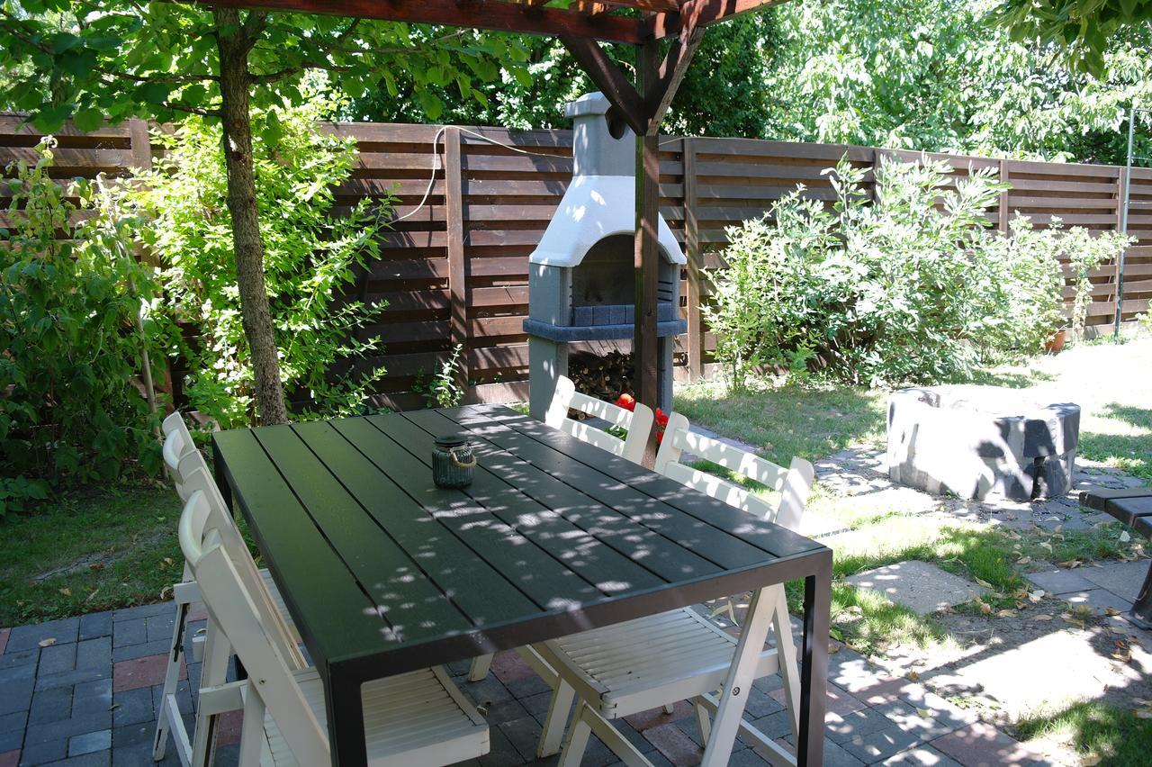 Nora Apartman Gyula Exterior photo